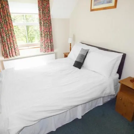 No 17 Mountain Dale *