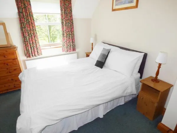 No 17 Mountain Dale *